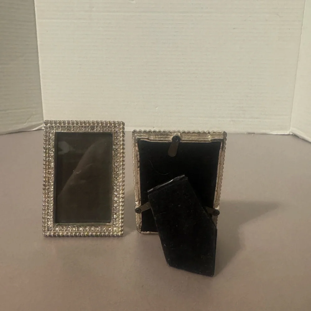 Elegant Silver and Black Photo Frames